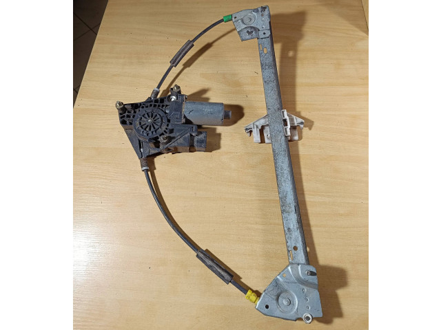 Zpětné zrcátko Peugeot 406 1997 0130821674