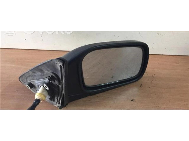 Zpětné zrcátko pravé Nissan Sunny 1982    