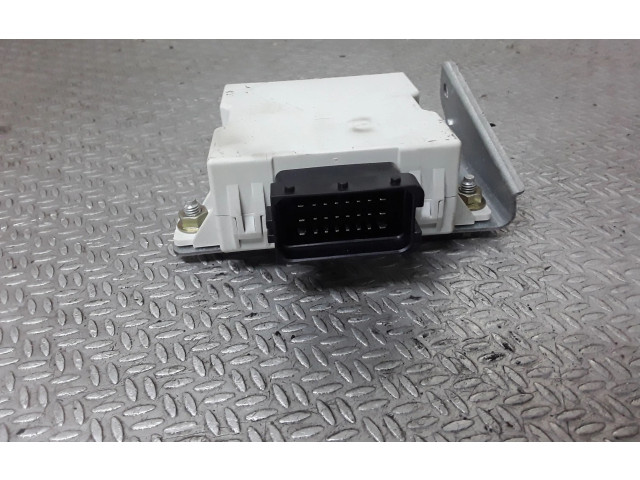 Блок управления Toyota Corolla Verso AR10