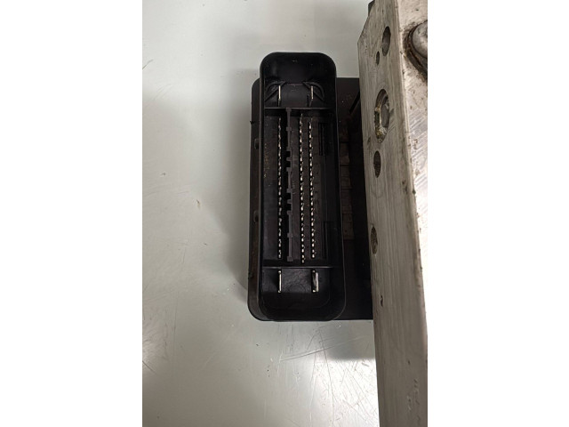 Блок АБС 30714956, P30714952   Volvo  V70  2005 - 2008 года