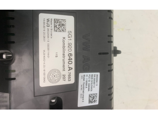 Панель приборов 5G1920640A Volkswagen Golf VII