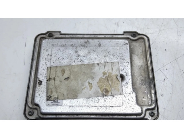 Блок управления двигателя 03G906021KK, 0281013228   Volkswagen Jetta V