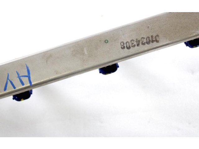 Vstřikovač 353402B010 Hyundai i30