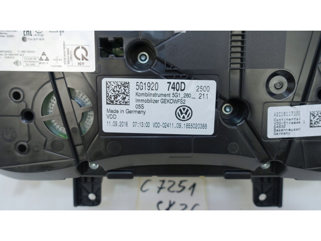 Панель приборов 5G1920740D, 22922KM   Volkswagen Golf VII       