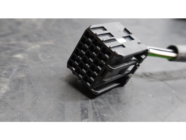 Зеркало электрическое Opel Astra K 2015- года