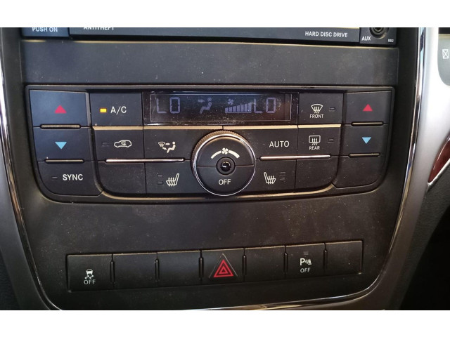 Блок управления климат-контролем Jeep Grand Cherokee (WK)