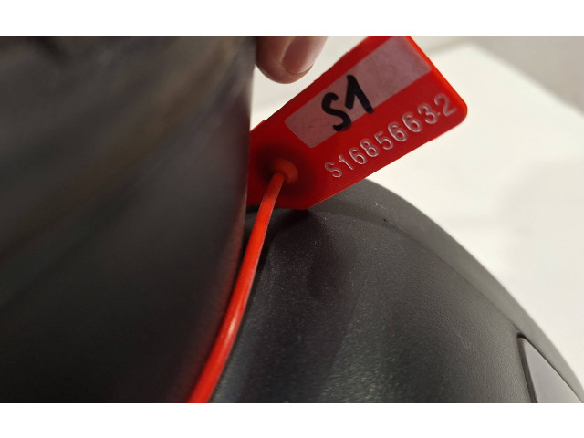 Зеркало электрическое Opel Meriva B 2010 - 2016 года