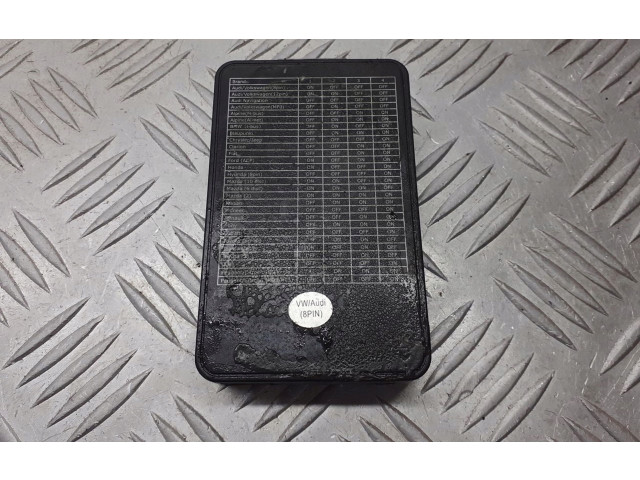 Блок управления    Audi A6 S6 C5 4B