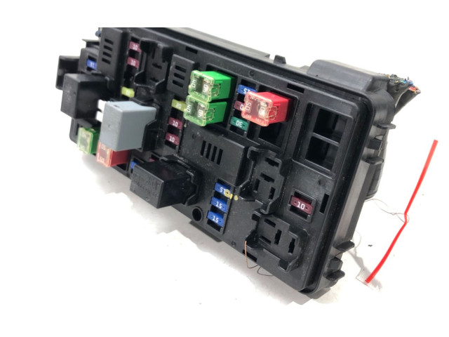 Блок предохранителей     Chevrolet Spark    