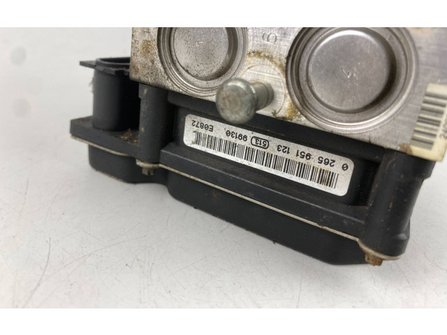 Блок АБС 27536SC020 Subaru Forester SH 2008 - 2013 года