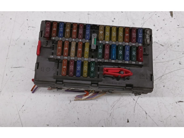 Pojistková skříňka 9568205480 Citroen Berlingo 1997