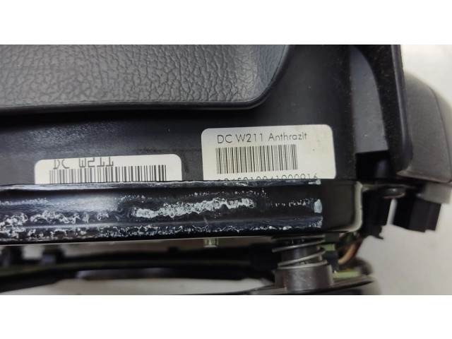 Подушка безопасности водителя 61860240B   Mercedes-Benz E W211