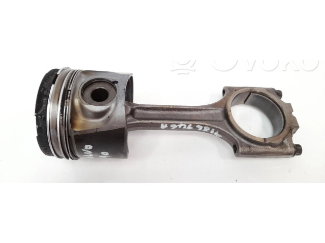  Поршень с шатуном    Volvo XC90  