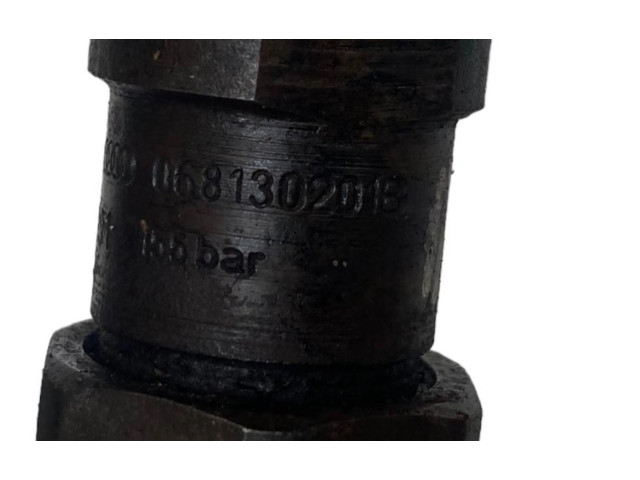 Форсунка 068130201B    Volvo 940   