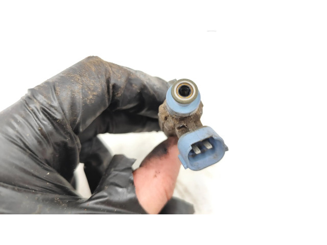 Форсунка 3531038010    KIA Sorento для бензинового двигателя  3.5