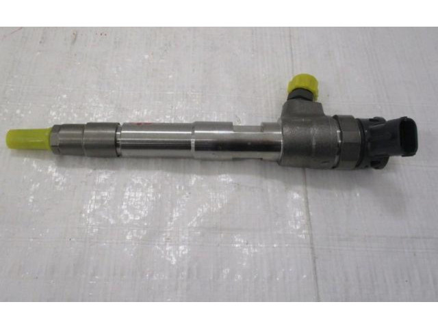 Комплект форсунок 8201636333 0445110800 Nissan Almera N17