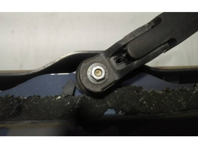 Моторчик заднего дворника     Jeep Renegade