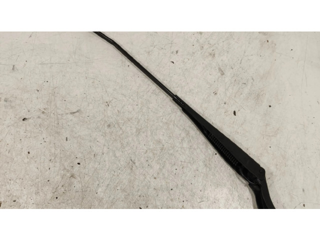 Ножка стеклоочистителей лобового стекла