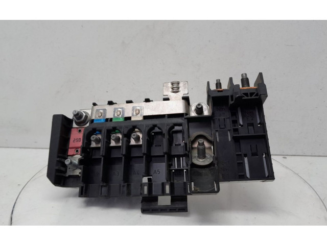 Блок предохранителей A2465401350, 180194   Mercedes-Benz CLA C117 X117 W117    