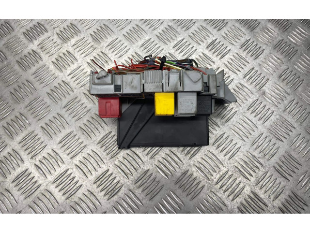 Блок комфорта 330518684, 13236032 Opel Meriva A