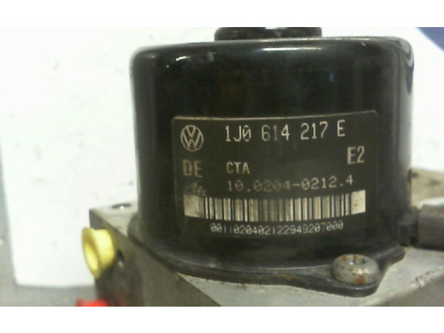 Блок АБС 8N0698517   Skoda  Octavia Mk1 (1U)  1996 - 2004 года