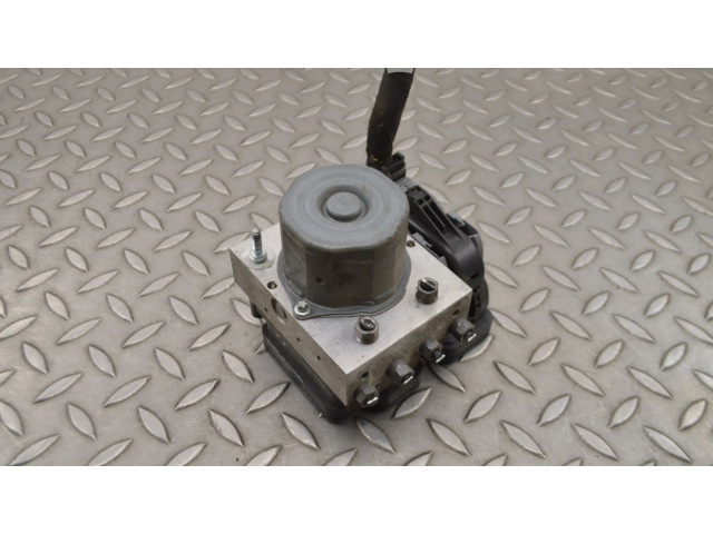 Блок АБС 670032973 Maserati Ghibli 2013 - года