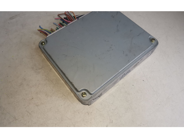 Řídící jednotka 2758005792, RF4S18881C   Mazda 323 2000