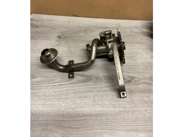 Čerpadlo oleje 070115153 Volkswagen Transporter - Caravelle T5