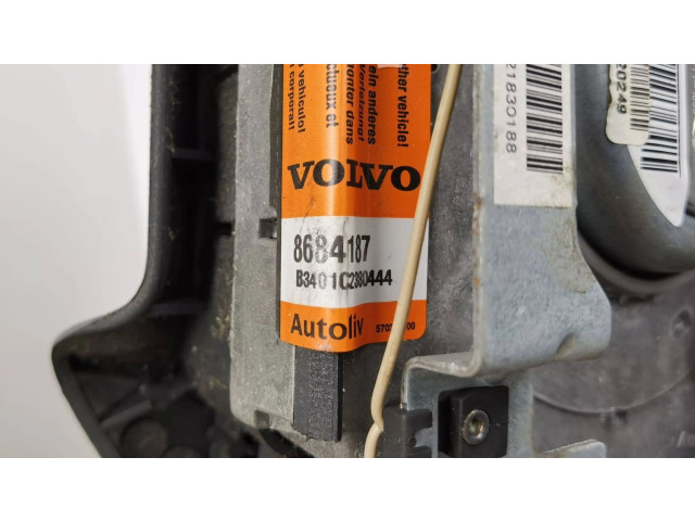 Подушка безопасности водителя 8684187   Volvo V70