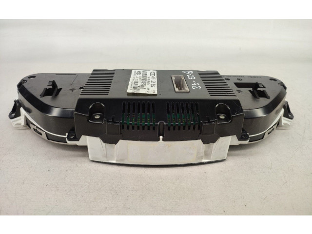 Панель приборов 4F0920932, 4F0910930C   Audi A6 S6 C6 4F       