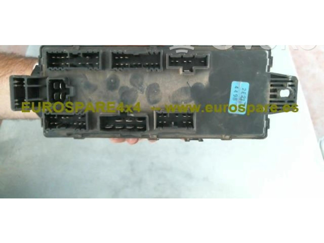 Блок предохранителей 2E21, 4498   Mitsubishi Montero    