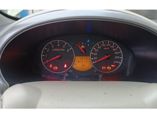 Přístrojová deska  Nissan Micra 2005   