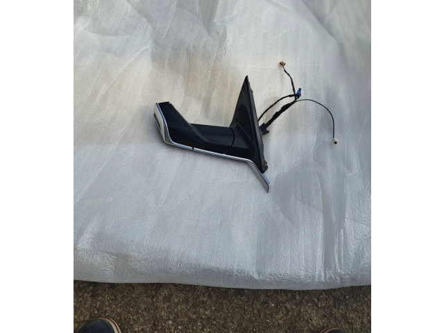 Зеркало электрическое Audi e-tron - года