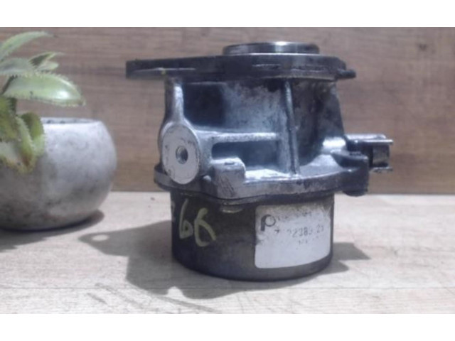 Вакуумный насос       Renault Clio III  2005 - 2012 года   