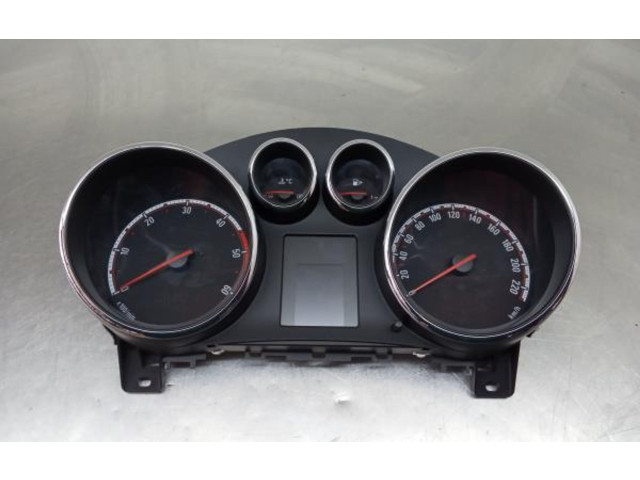 Панель приборов 600775881, 13349547 Opel Meriva B