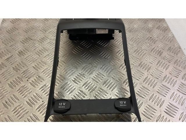 Задняя воздушная решётка