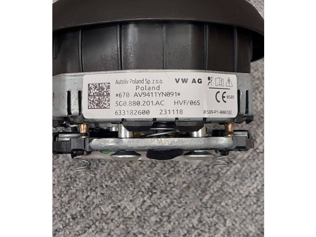 Подушка безопасности водителя 5G0880201AC, 5G0.880.201.AC   Volkswagen Golf VII
