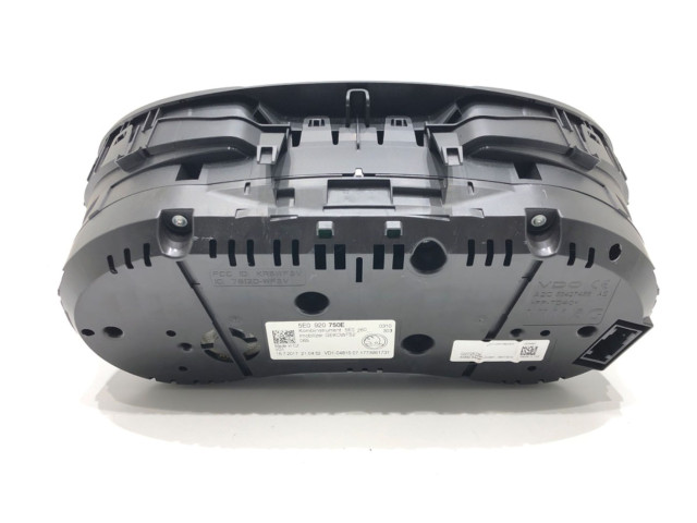 Панель приборов 5E0920750E   Skoda Octavia Mk3 (5E)       