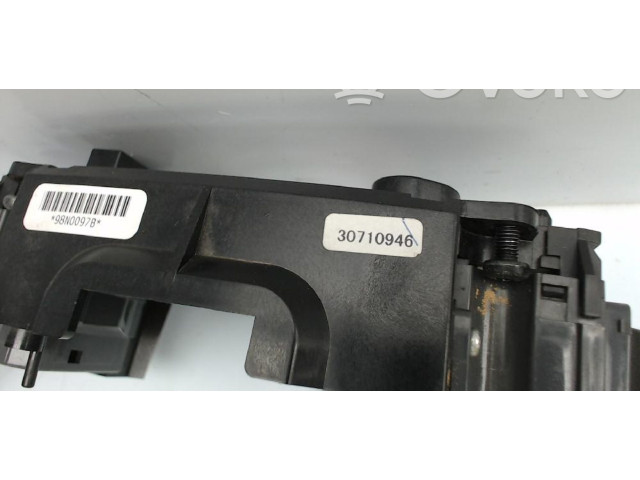 Панель приборов 31268566   Volvo XC90       