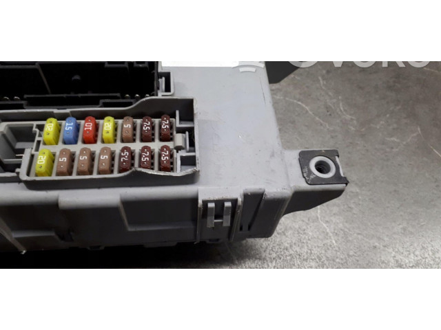 Блок предохранителей  00517935210   Ford Ka    