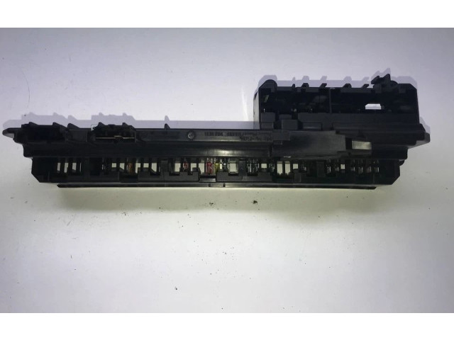   Pojistková skříňka 6957330, 61146957330   BMW 5 E60 E61 2006