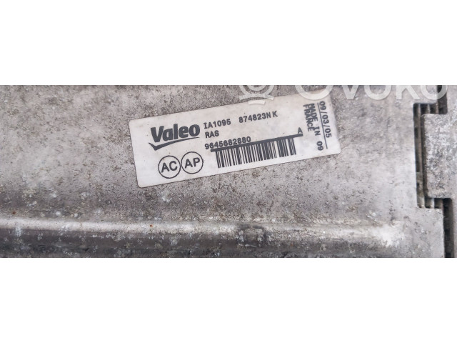 Интеркулер  Valeo, 9645682880.   Citroen C5 