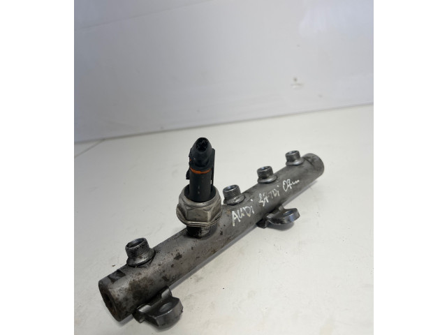 Топливная рампа 059130089AA   Audi A6 S6 C6 4F  