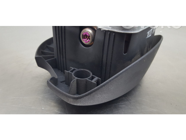 Подушка безопасности водителя 8200363630, 251C61363506   Renault Clio III