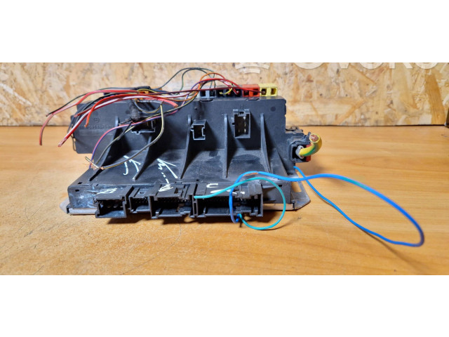 Pojistková skříňka A0285459832 Mercede-Benz S W220 2005