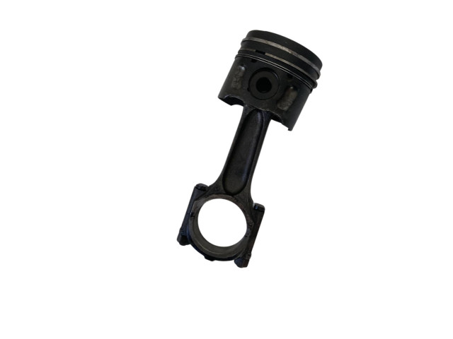  Поршень с шатуном  109-04, 0118201162  Volvo V50  