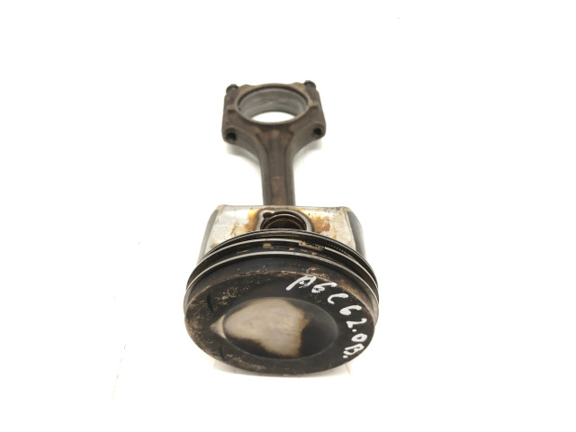  Поршень BPJ 82L143  Audi A6 S6 C6 4F  