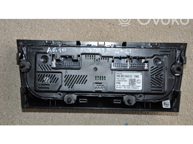 Блок управления климат-контролем 3V0907044FJ   Skoda Superb B8 (3V)