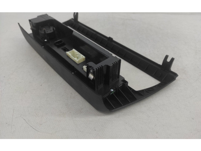 Блок управления климат-контролем 64113443981   BMW X3 E83