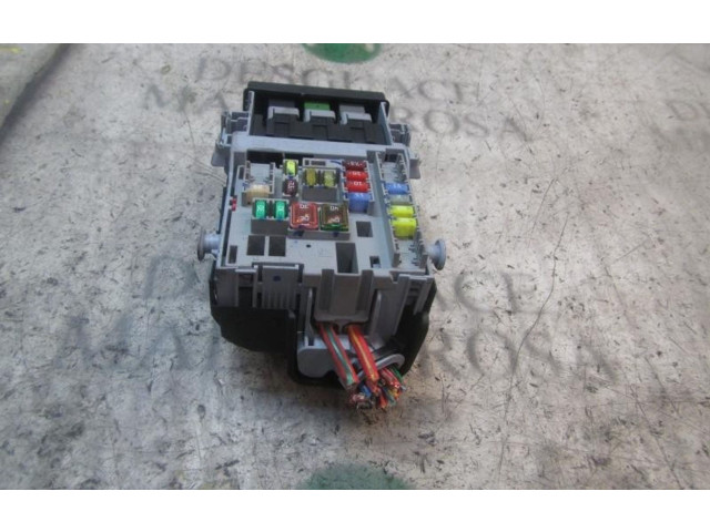 Pojistková skříňka Řídící jednotka BSM Chevrolet Cruze 2012